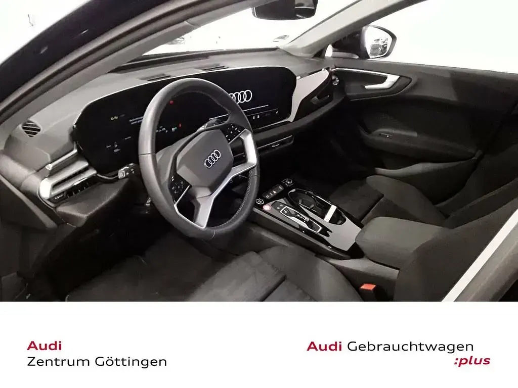 Gebraucht Audi A5 Sport 204 PS (150 kW) 2025 Schwarz Limousine