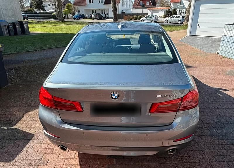 Gebraucht BMW 530e iPerformance 252 PS (185 kW) 2019 Grau Limousine