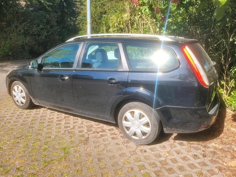 Usata Ford Focus 109 CV (80 kW) 2009 Nero Station wagon