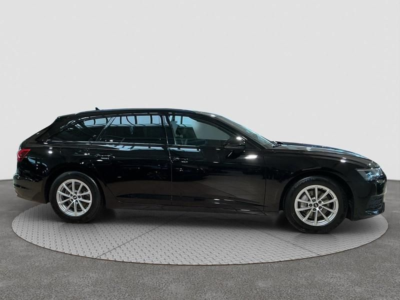Gebraucht Audi A6 Ambiente 163 PS (119 kW) 2021 Schwarz Kombi