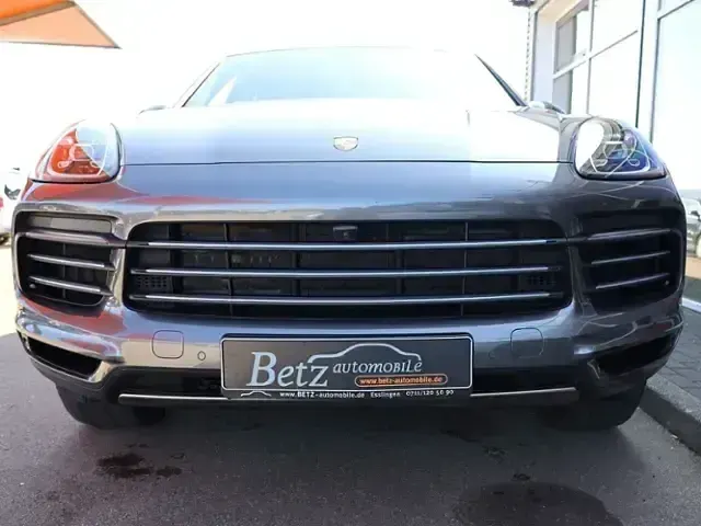 Gebraucht Porsche Cayenne 340 PS (250 kW) 2019 Grau SUV