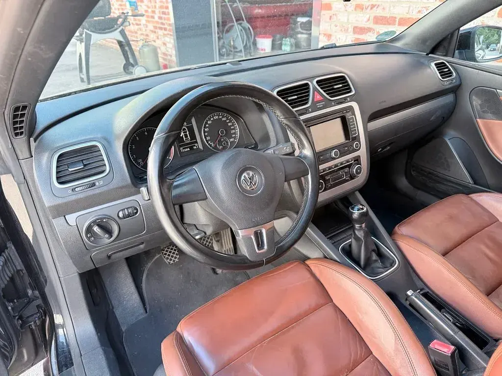 Usata VW Eos Edition 122 CV (89 kW) 2010 Nero Cabrio