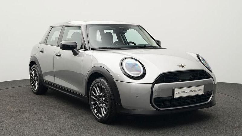 Gebraucht Mini Cooper 114 kW (156 PS) 2025 Silber Kleinwagen