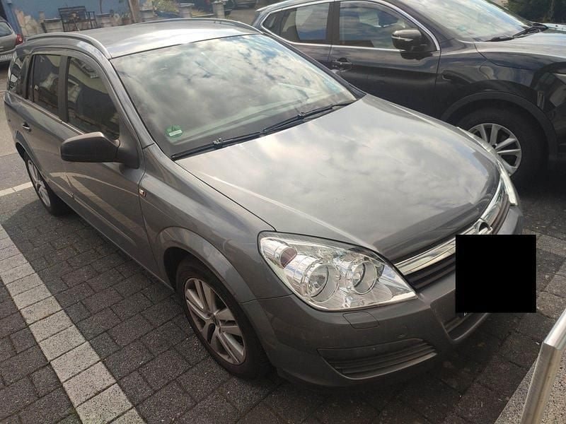 Grau Gebraucht 2005 Opel Astra Kombi | 1.250 € (Fairer Preis) - Bild 1/4