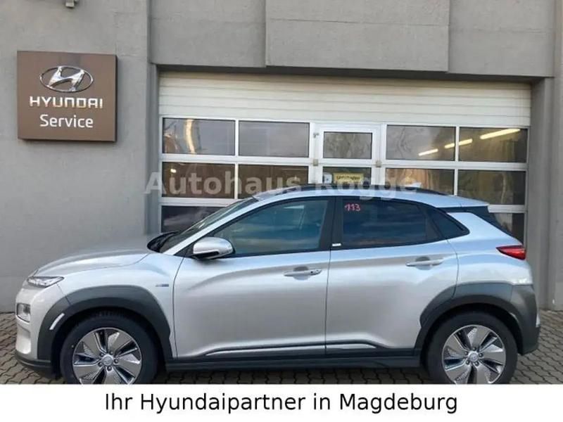 Gebraucht Hyundai Kona Prime 149 kW (203 PS) 2020 Platinum silver SUV
