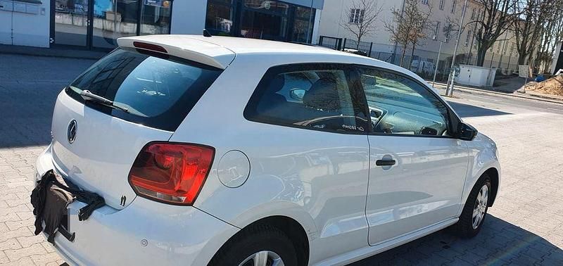 Second-hand VW Polo Life 60 CP (44 kW) 2013 Alb Hatchback