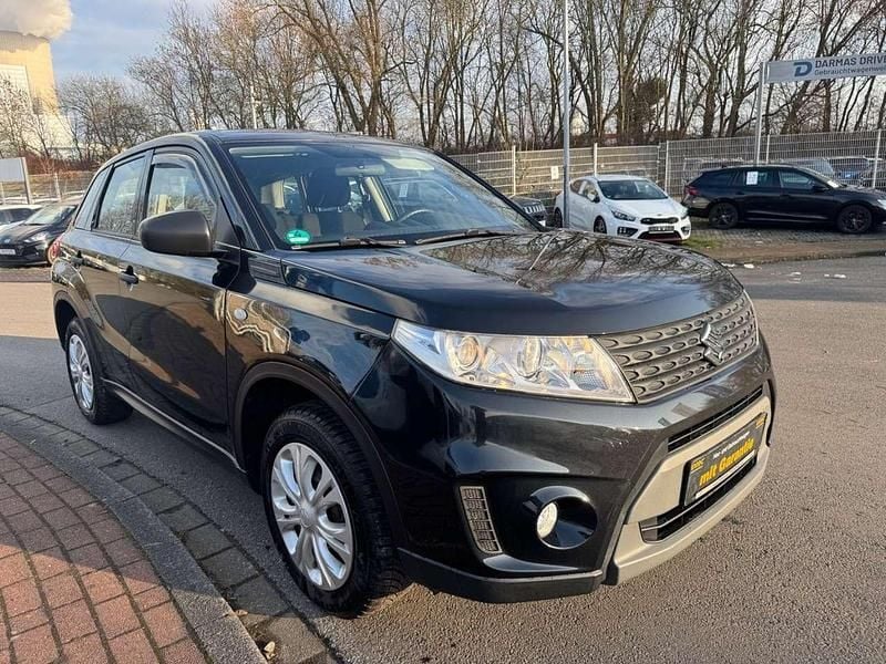 Gebraucht Suzuki Vitara 120 PS (88 kW) 2015 Schwarz SUV