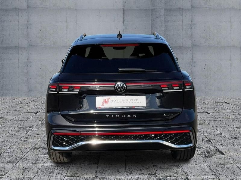 Gebraucht VW Tiguan IQ Drive 193 PS (141 kW) 2024 Schwarz SUV