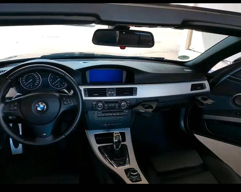 Gebraucht BMW 335 Cabriolet M Sport 306 PS (225 kW) 2010 Schwarz Cabrio