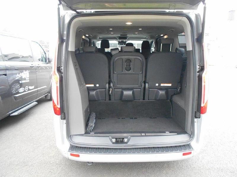 Gebraucht Ford Tourneo 150 PS (110 kW) 2023 Kombi