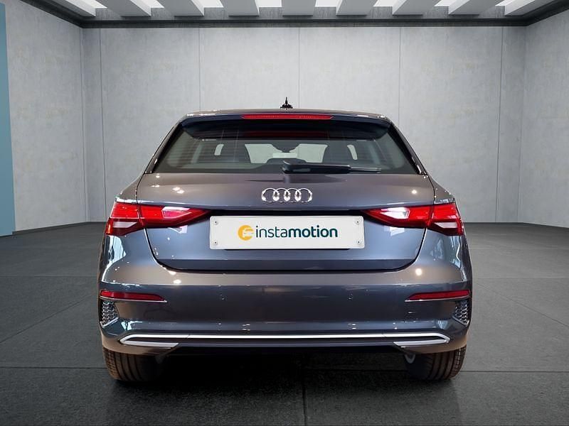 Gebraucht Audi A3 Sportback 110 PS (80 kW) 2022 Grau Kleinwagen