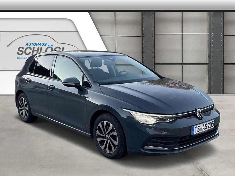 Gebraucht VW Golf VIII Active 150 PS (110 kW) 2021 Grau Kleinwagen