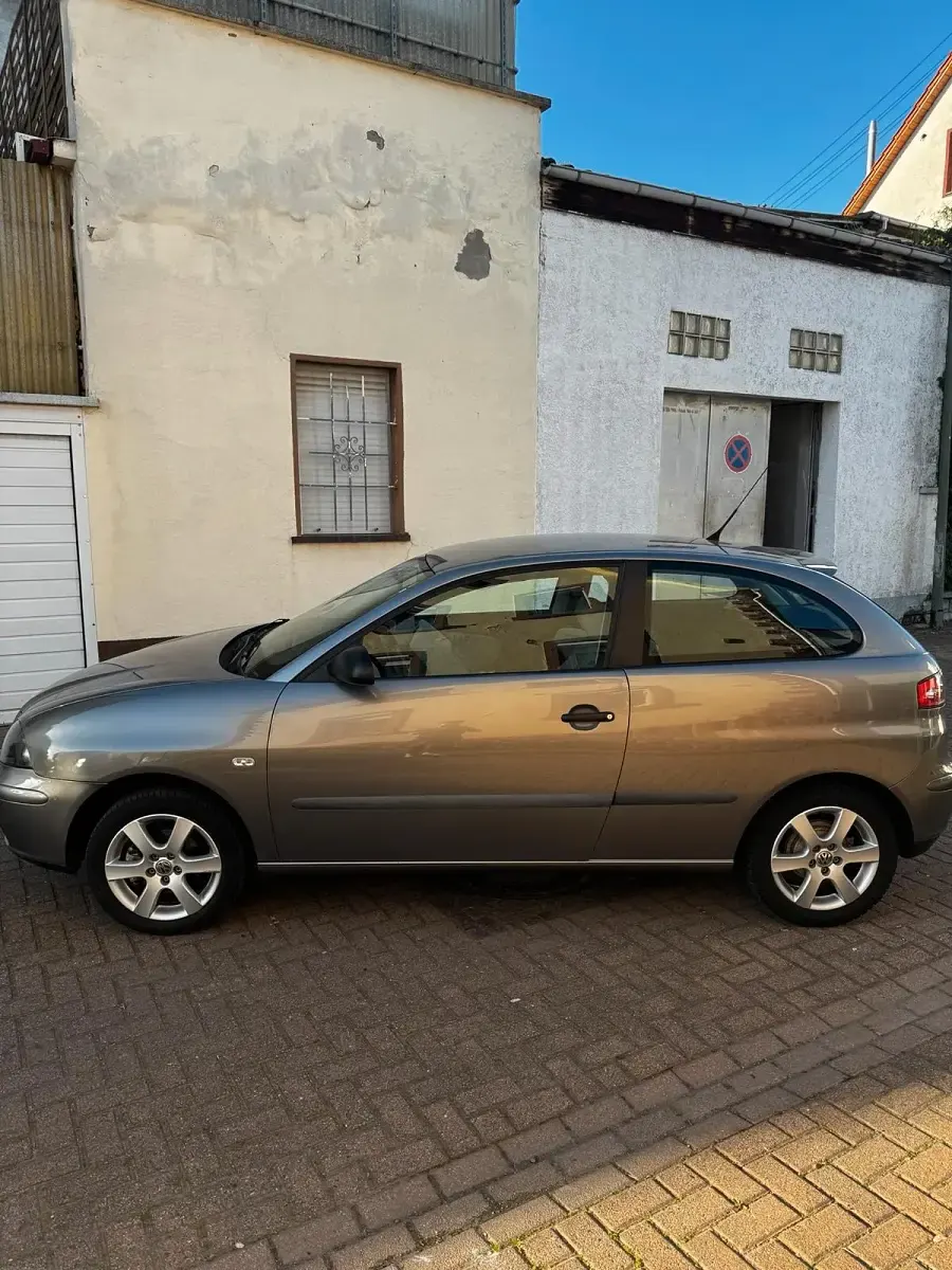 Second-hand Seat Ibiza 60 CP (44 kW) 2002 Gri Hatchback