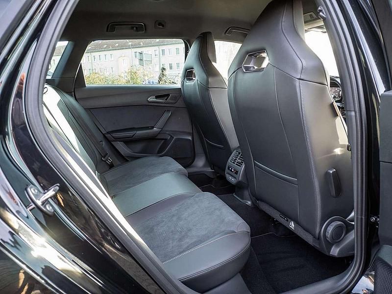 Neu Cupra Leon 204 PS (150 kW) 2025 Midnightblack Kombi