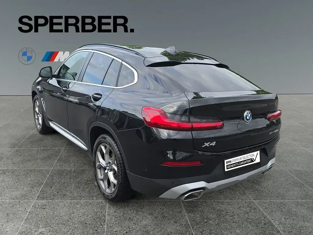 Gebraucht BMW X4 Performance 190 PS (139 kW) 2022 Schwarz SUV