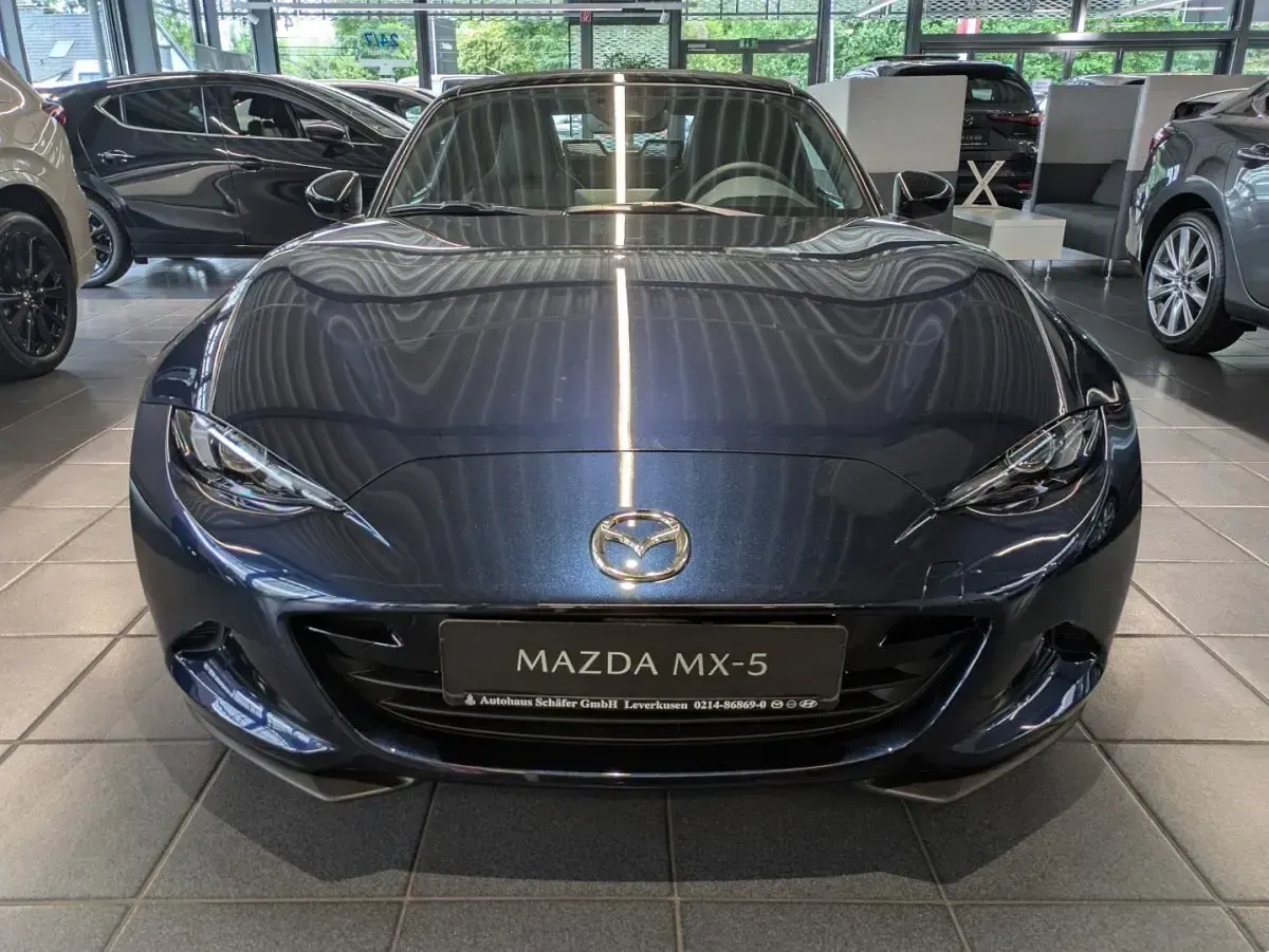 Neu Mazda MX5 Homura-Line 132 PS (97 kW) 2026 Aero grey Cabrio