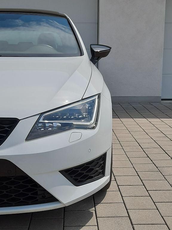 "nevada" weiss Gebraucht 2017 Cupra Leon Limousine | 23.999 € (Etwas zu teuer) - Bild 1/4