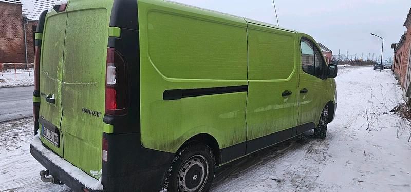 Gebraucht Renault Trafic 120 PS (88 kW) 2016 Grün Van / Kleinbus