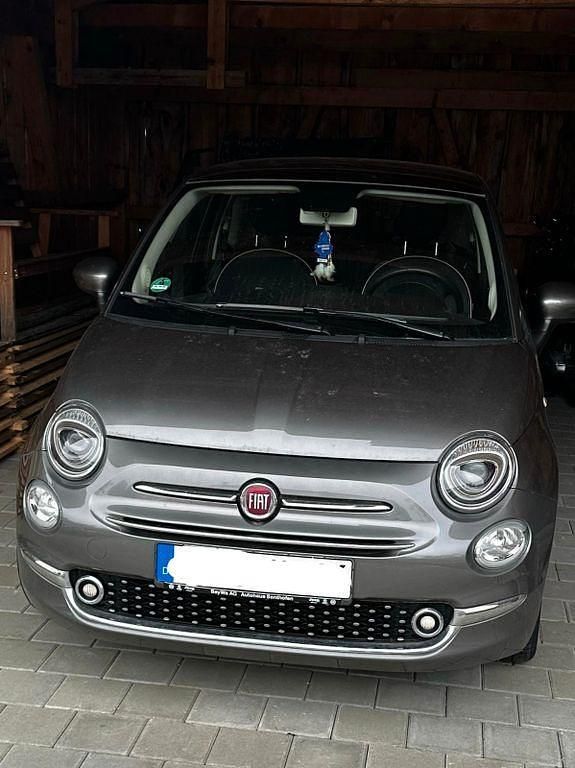 Grau Gebraucht 2019 Fiat 500 Lounge Kleinwagen | 10.750 € (Fairer Preis) - Bild 1/1