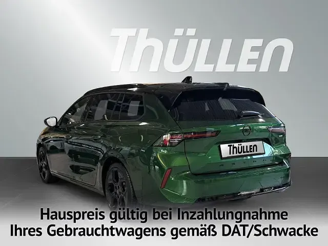 Neu Opel Astra Ultimate 156 PS (114 kW) 2026 Grün Kombi