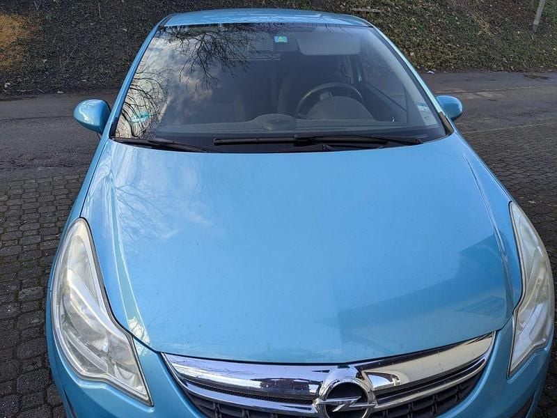 Gebraucht Opel Corsa Edition 69 PS (50 kW) 2012 Blau Kleinwagen
