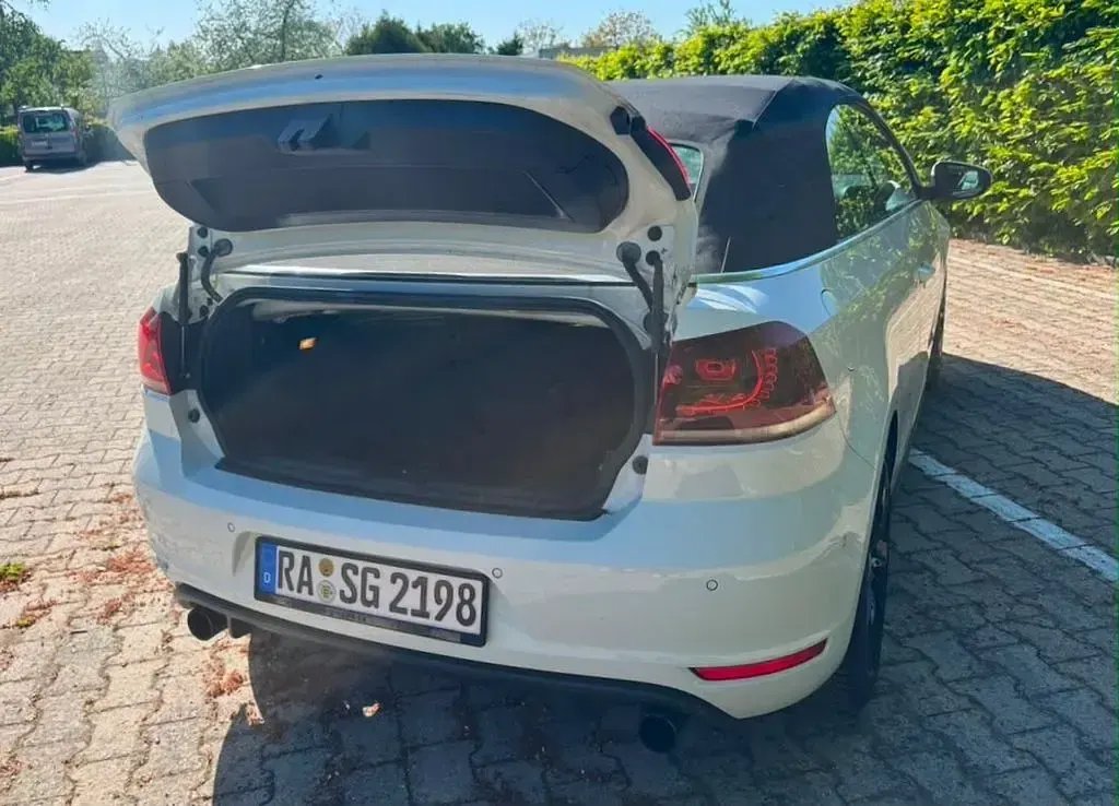 Gebraucht VW Golf Cabriolet GTI 211 PS (155 kW) 2012 Weiß Cabrio