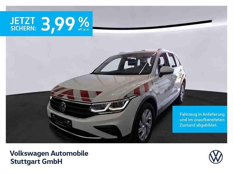 Pure white Gebraucht 2023 VW Tiguan Life SUV | 35.930 € (Fairer Preis) - Bild 1/4