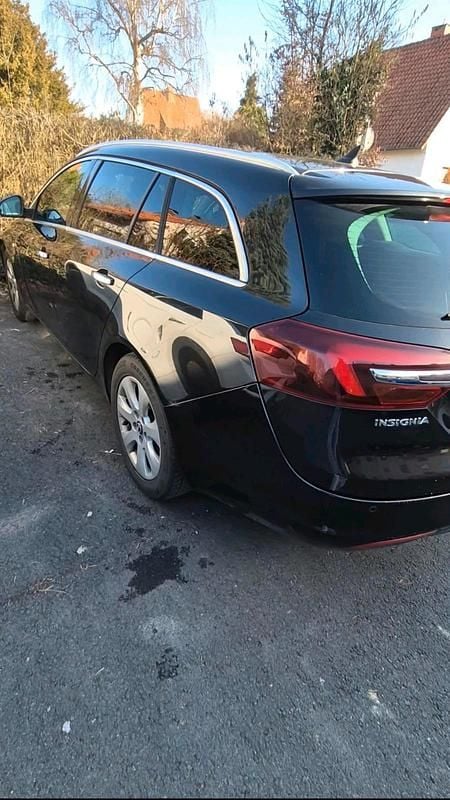 Gebraucht Opel Insignia 163 PS (119 kW) 2015 Schwarz Kombi