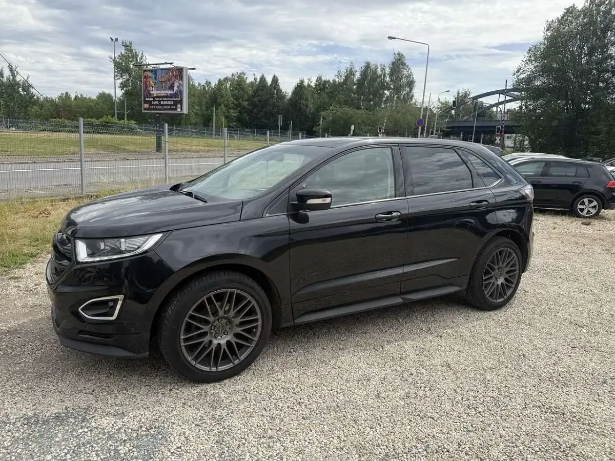 Gebraucht Ford Edge Titanium 209 PS (153 kW) 2017 Schwarz SUV