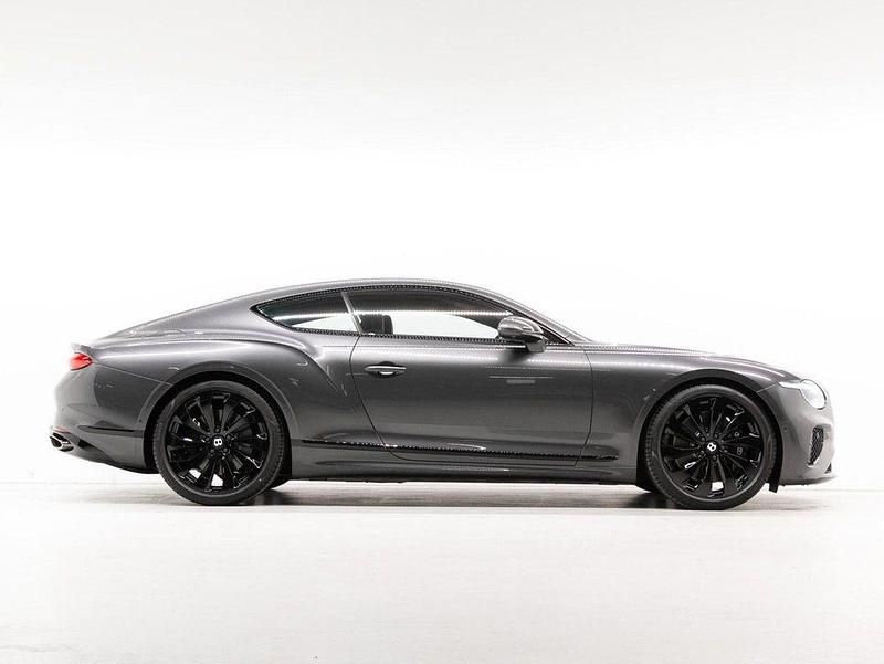 Neu Bentley Continental 680 PS (500 kW) 2026 Grau