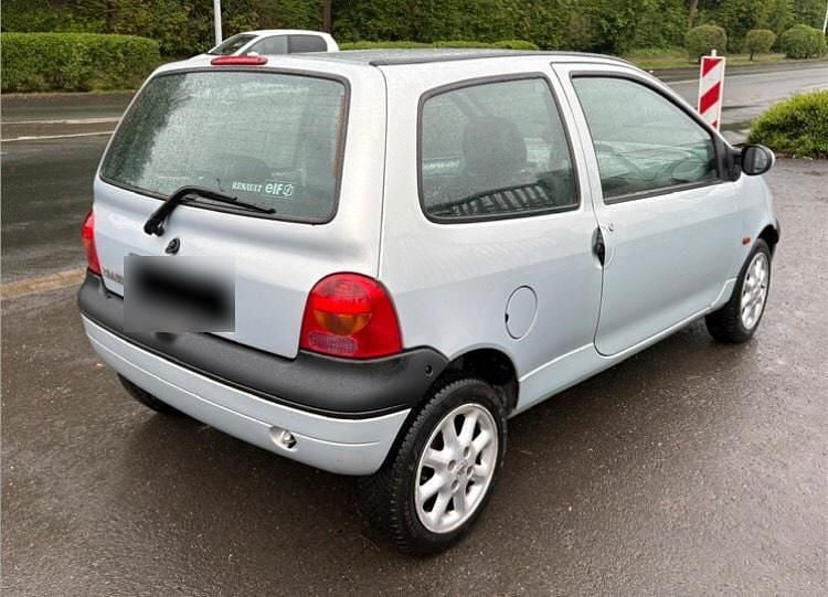 Second-hand Renault Twingo Initiale 75 CP (55 kW) 2002 Argintiu Hatchback