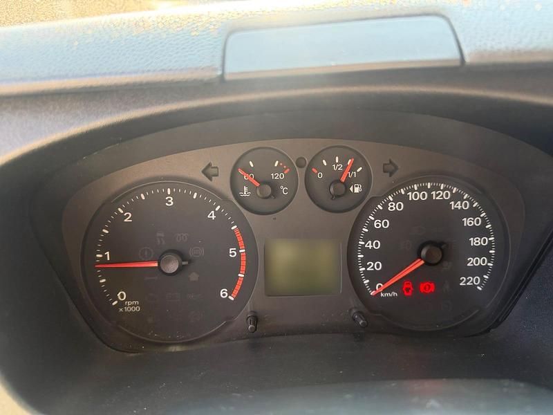 Gebraucht Ford Transit 198 PS (145 kW) 2011 Weiß Van / Kleinbus