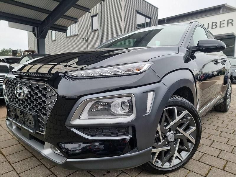 Gebraucht Hyundai Kona Sport 141 PS (103 kW) 2021 Schwarz SUV