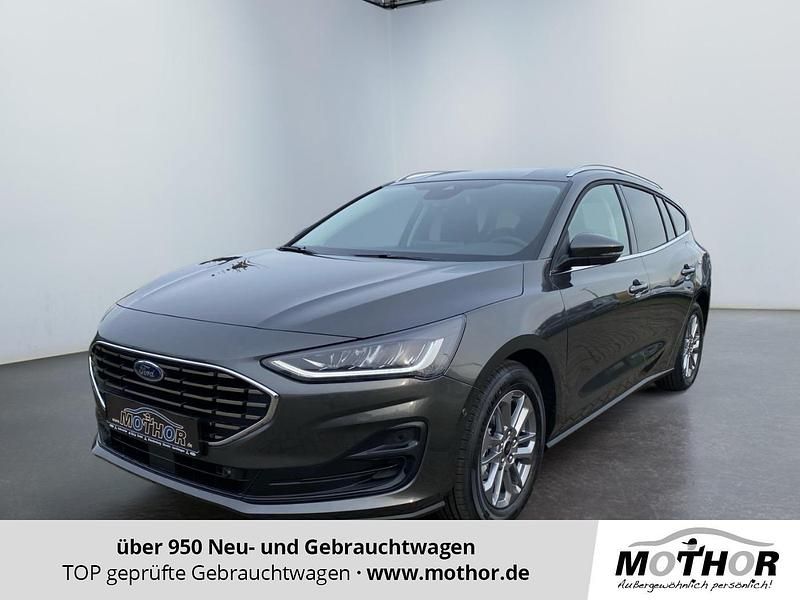Magneticgrau Neu 2025 Ford Focus Titanium X Limousine | 36.990 € (Teuer) - Bild 1/4