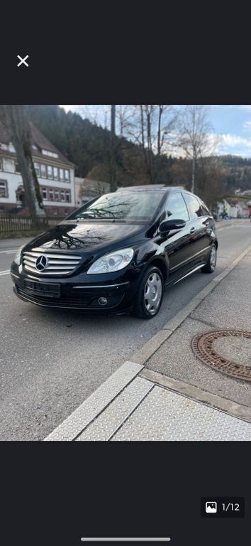 Schwarz Gebraucht 2005 Mercedes B200 Van / Kleinbus | 2.900 € (Teuer) - Bild 1/4