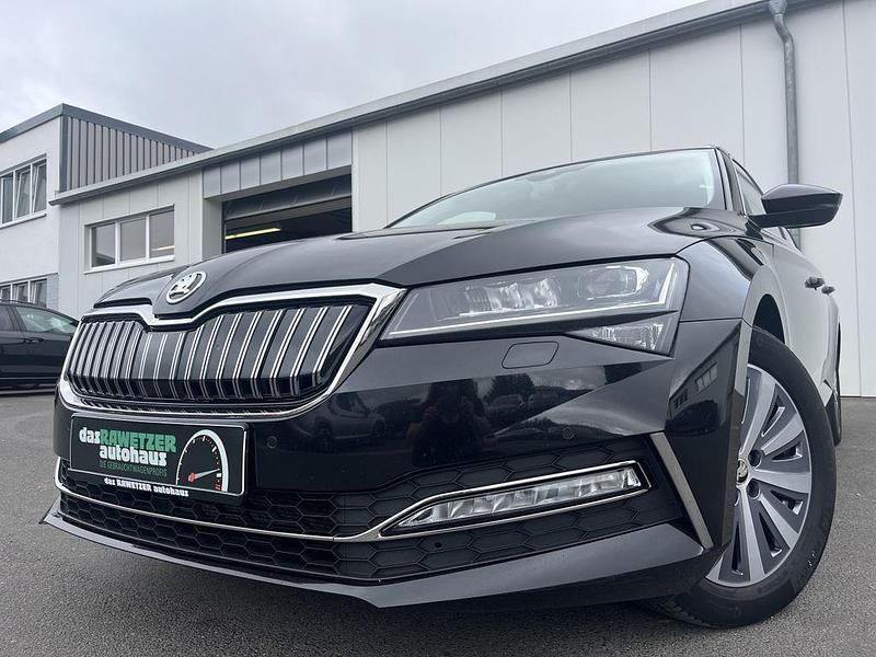 Schwarzmagic Gebraucht 2021 Skoda Superb Style Kombi | 17.860 € (Guter Preis) - Bild 1/4