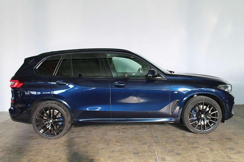 Tansanitblau ii metallic Gebraucht 2020 BMW X5 M SUV | 44.990 € (Fairer Preis) - Bild 1/4