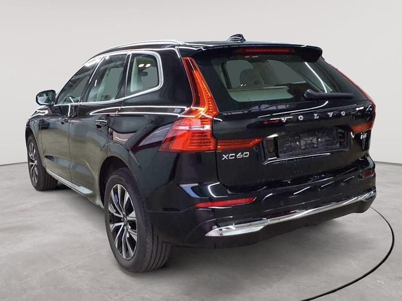 Gebraucht Volvo XC60 Plus 197 PS (144 kW) 2023 Black stone SUV