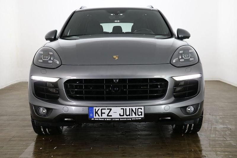Gebraucht Porsche Cayenne Turbo 385 PS (283 kW) 2016 Grau SUV