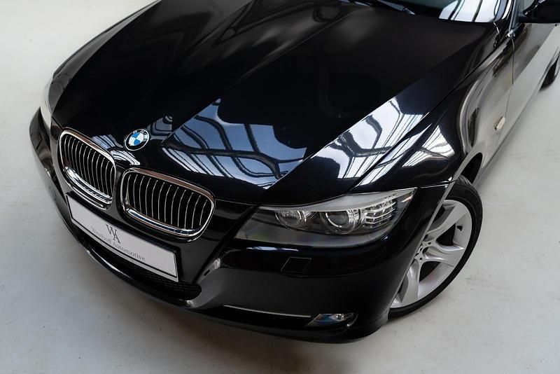 Gebraucht BMW 325 Exclusive 218 PS (160 kW) 2012 Schwarz Kombi