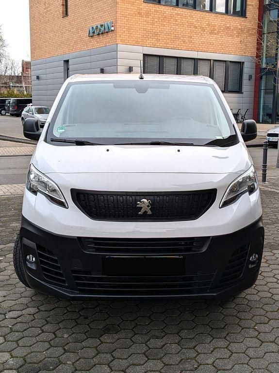 Weiß Gebraucht 2023 Peugeot e-Expert Van | 20.500 € (Guter Preis) - Bild 1/4