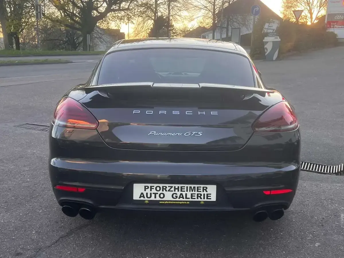 Gebraucht Porsche Panamera GTS 441 PS (324 kW) 2016 Carbongraumetallic Kleinwagen
