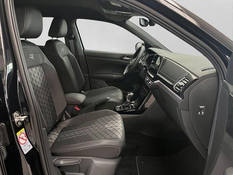 Neu VW T-Cross R-line 150 PS (110 kW) 2026 Deep black perleffekt SUV