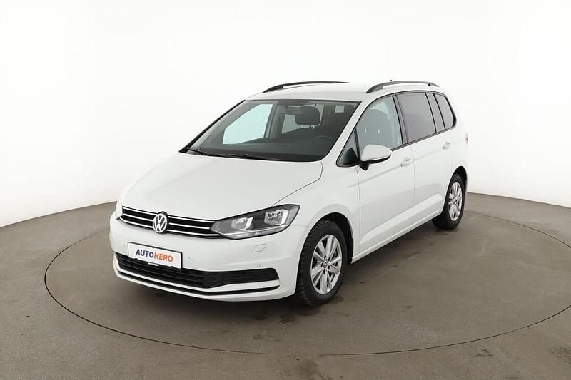 Gebraucht VW Touran Comfortline 2019 Weiß Van / Kleinbus