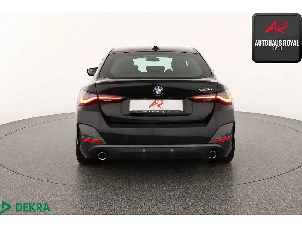 Gebraucht BMW 420 Coupé Sport Line 190 PS (139 kW) 2023 Schwarz (metallic) Coupé