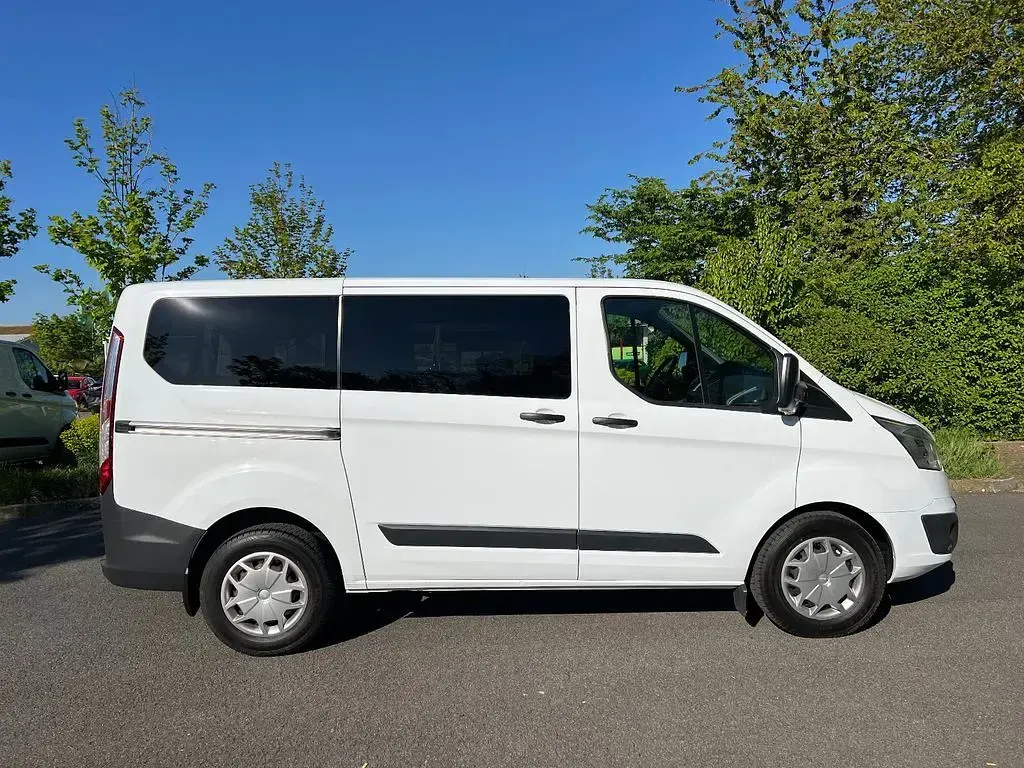 Occasion Ford Transit Custom 131 ch (96 kW) 2017 Blanc Berline