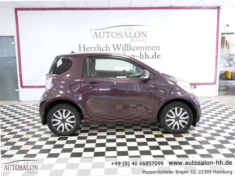 Gebraucht Toyota iQ 68 PS (50 kW) 2009 Violett Kleinwagen