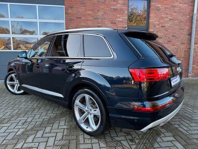 Gebraucht Audi Q7 Sport 272 PS (200 kW) 2017 Blau SUV