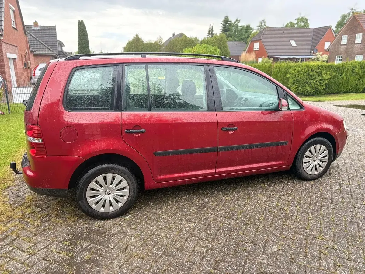 Gebraucht VW Touran 115 PS (84 kW) 2004 Rot Van / Kleinbus