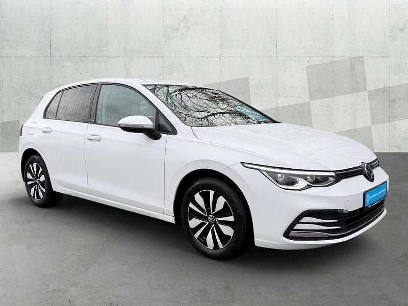 Gebraucht VW Golf VIII Move 150 PS (110 kW) 2023 Weiß Limousine